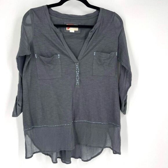 Anthropologie‎ Paper Locket Gray Crepe Drapey Contrast Blue Stitch Top Shirt XS - Picture 1 of 13